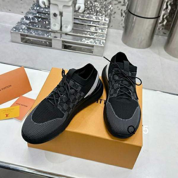 Picture of Louis Vuitton Shoes _SKULVsz39-45J050312661